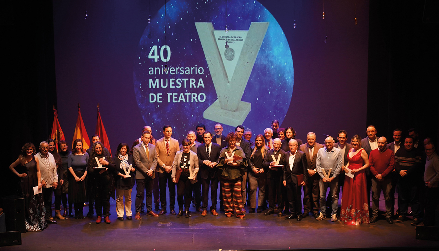 La A.C. de artes escénicas Teatravies@s recibe el segundo premio de la 40º Muestra provincial de Teatro
